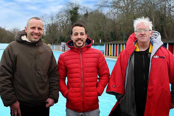 Back to some warm clothing for Brockwell Swimmers at Tooting Lido Races