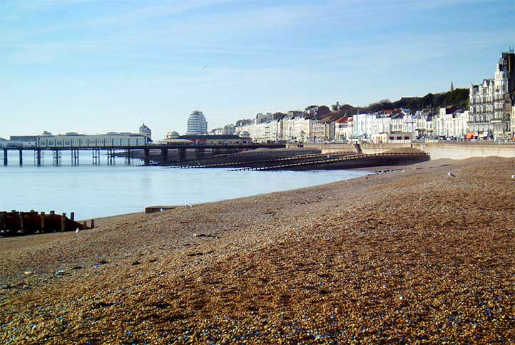 Brockwel Lido Swimmers head for Hastings.