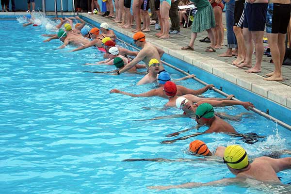 Taking the starting line at Tooting Bec Lido