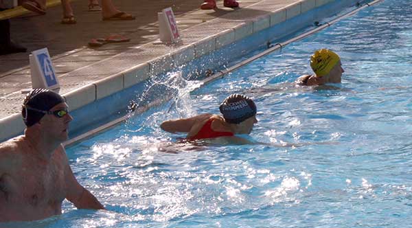 Brockwell Lido Swimmers racing at Tooting Bec Lido