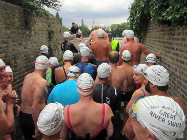 Brockwell Lido Swimmers do Totally Thames